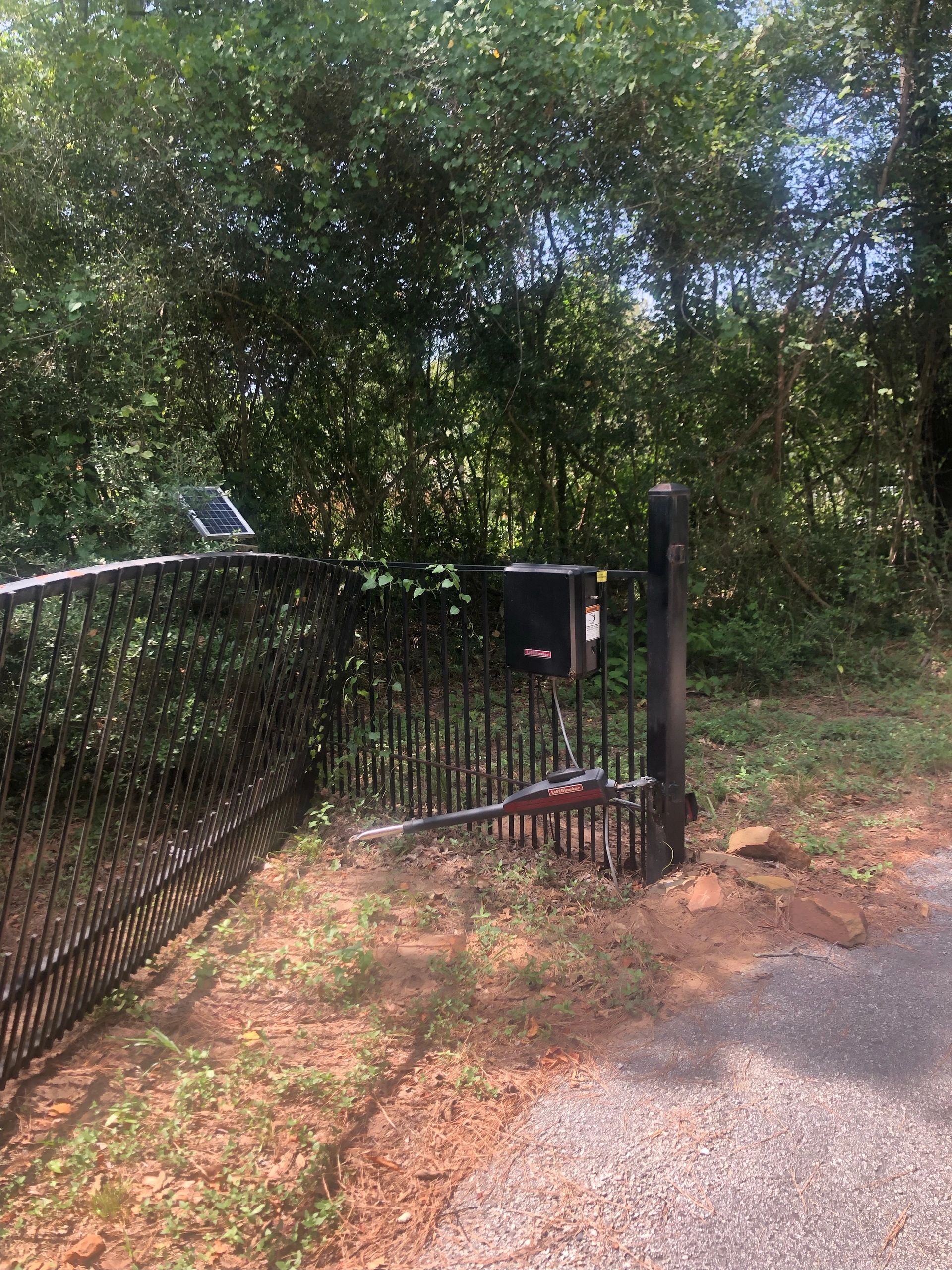 Gate service job in Willis TX by Access Pro Gate Company