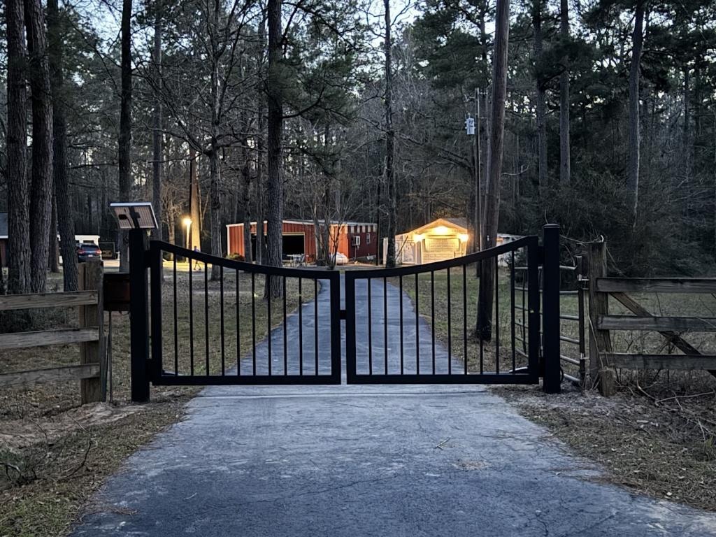 Gate installation job completed by Access Pro Gate Company in Montgomery County TX