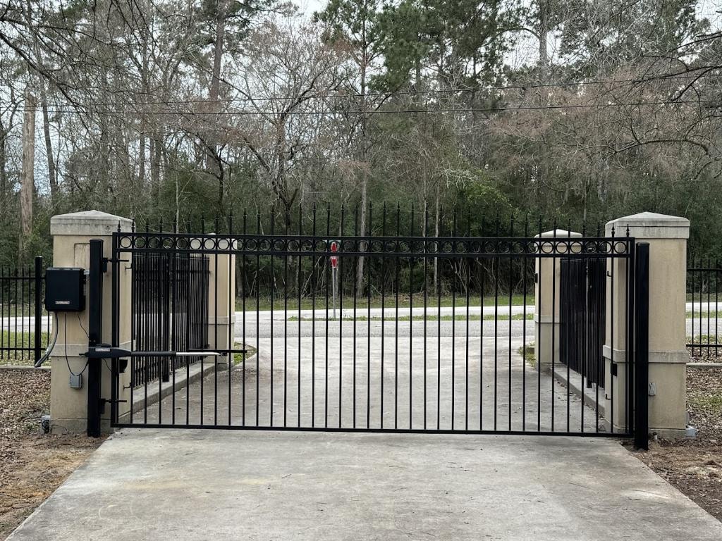 Residential gate installation by Access Pro Gate Company in North Houston