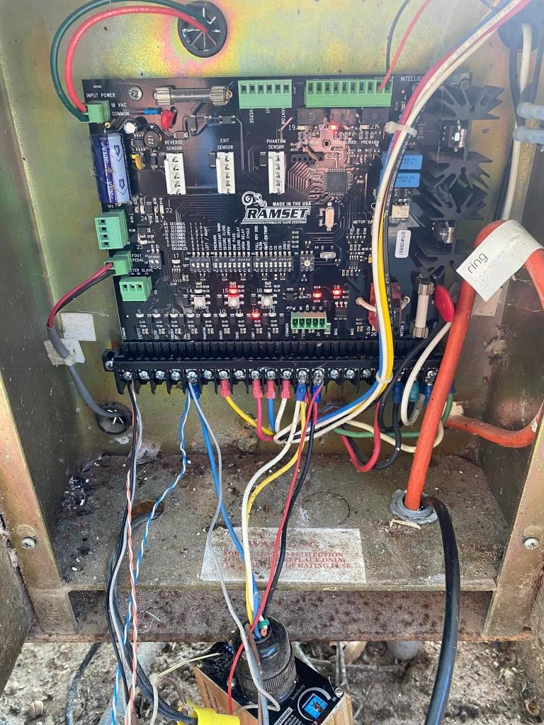 Gate control board repair in Spring TX