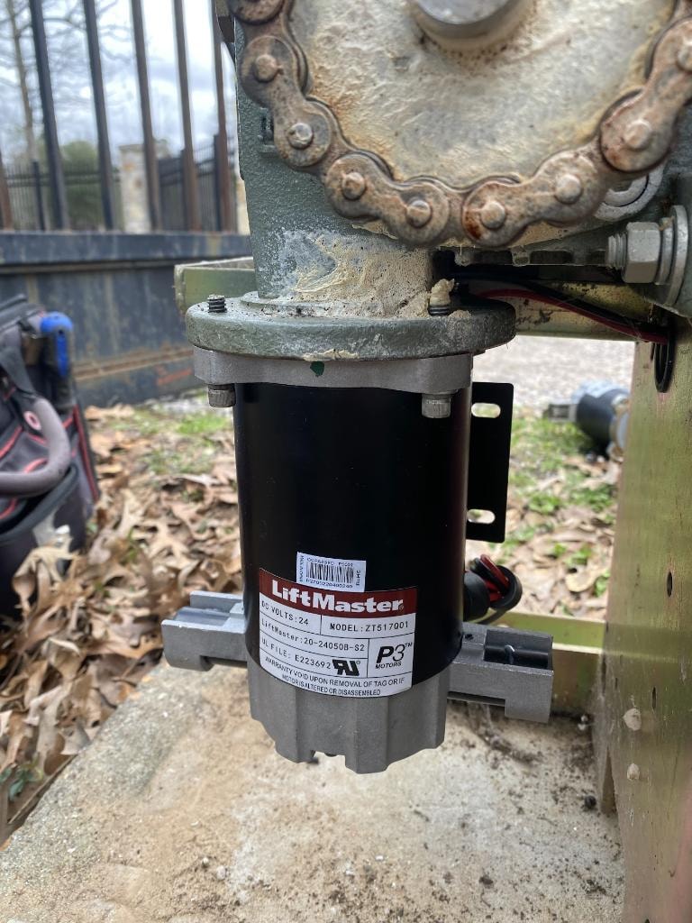 Gate access control system repair by Access Pro Gate Company in Montgomery County TX